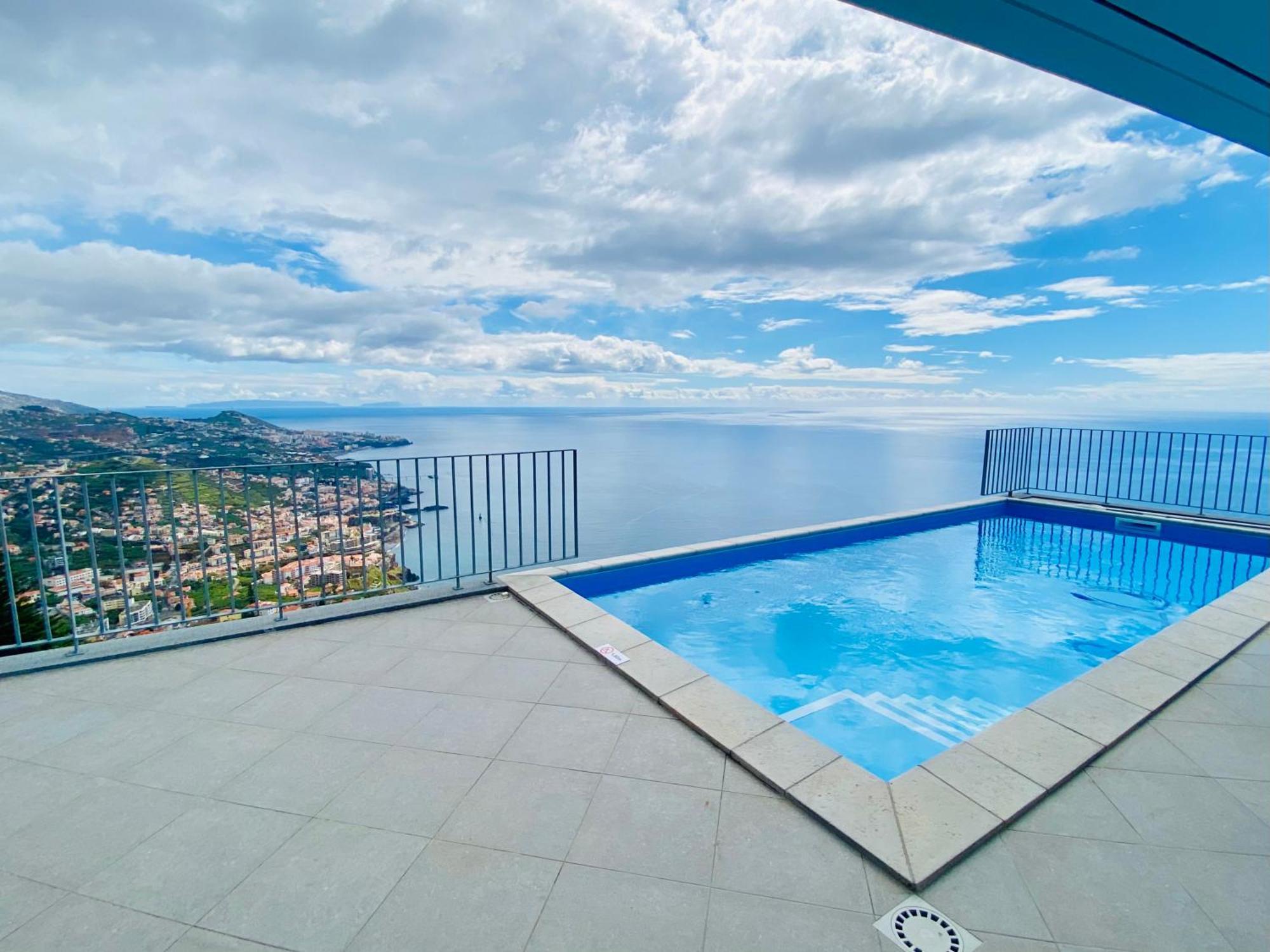 Peak A Boo Private Heated Pool And Private Parking Villa Câmara de Lobos Eksteriør billede